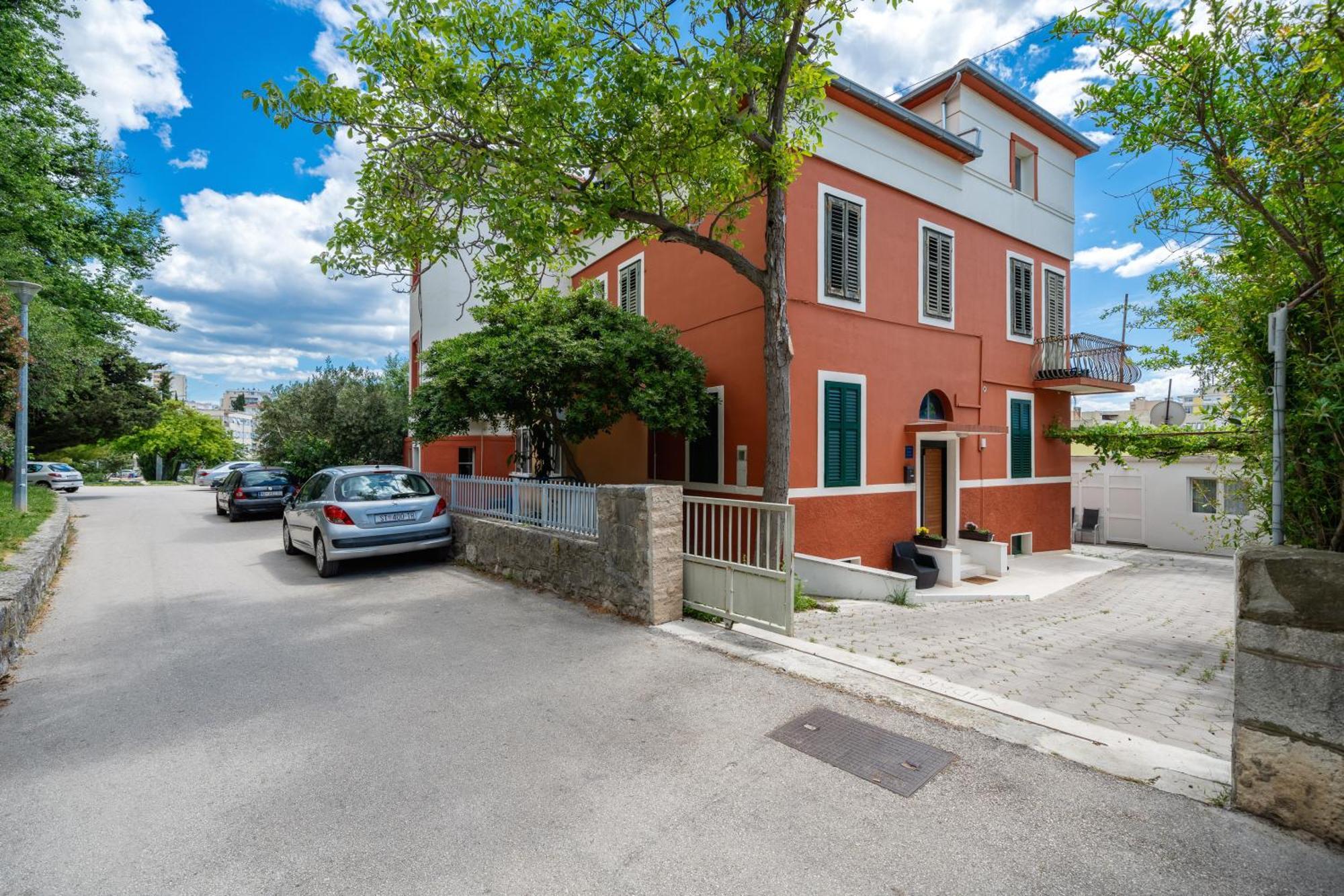 Premium Apartment Alba Rosa Split Exterior photo